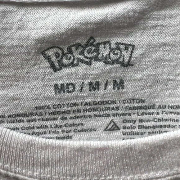 Pokémon Pikachu T Shirt Unisex Adult Size Medium - Picture 3 of 3